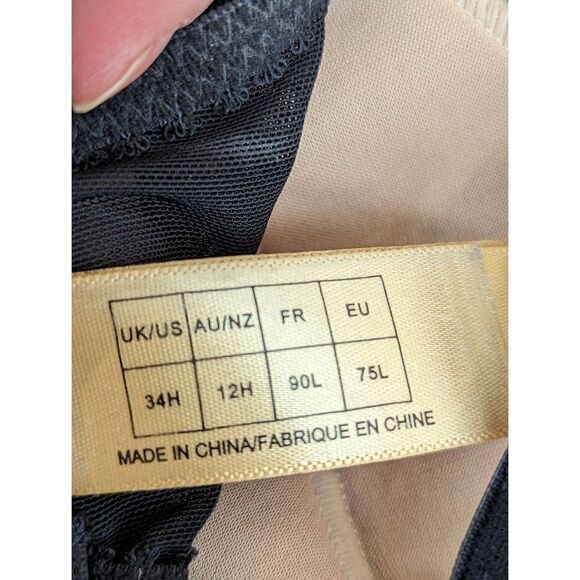 Dita Von Teese Women's Black Lace Velvet Straps Bra Size 34H - Picture 11 of 15